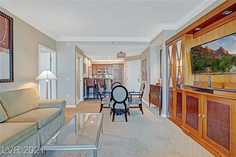 125 Harmon, Las Vegas, NV 89109