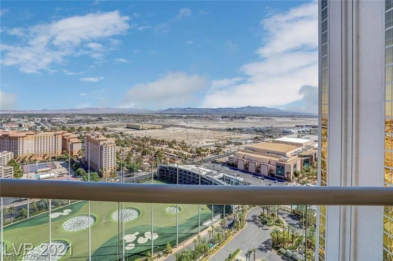 125 Harmon, Las Vegas, NV 89109