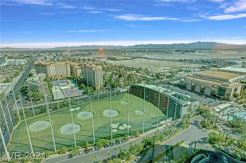 125 Harmon, Las Vegas, NV 89109