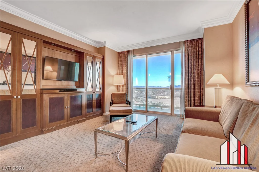 125 Harmon, Las Vegas, NV 89109