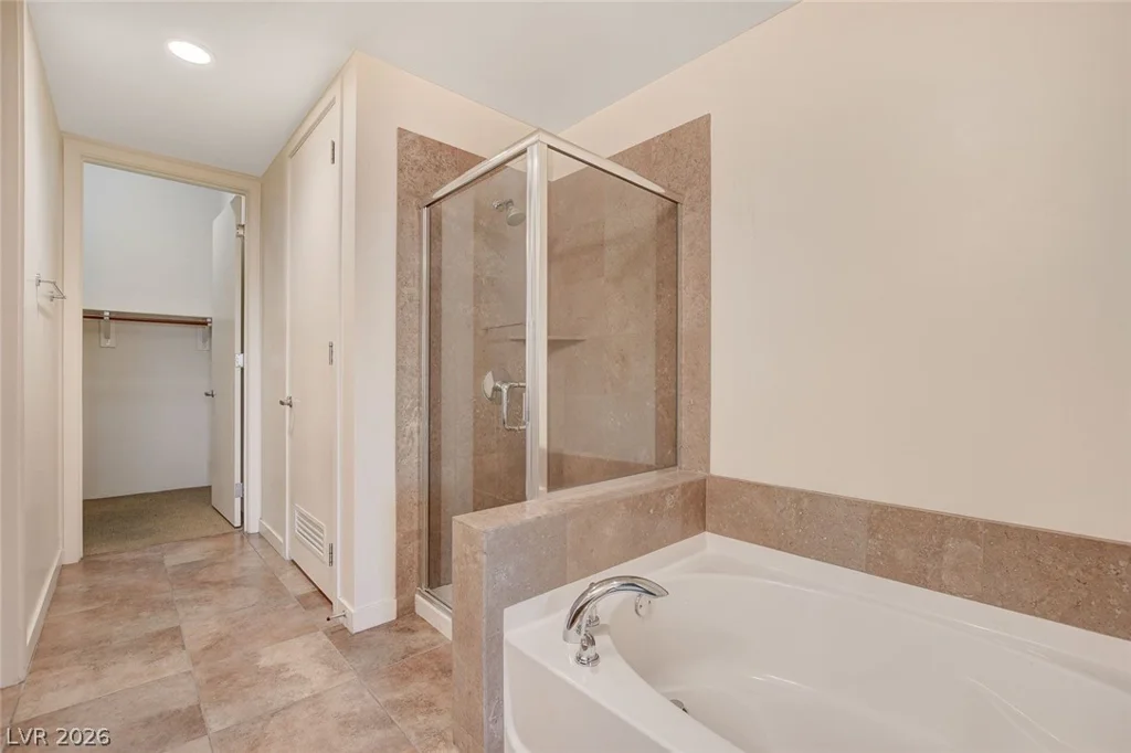 353 Bonneville, Las Vegas, NV 89101