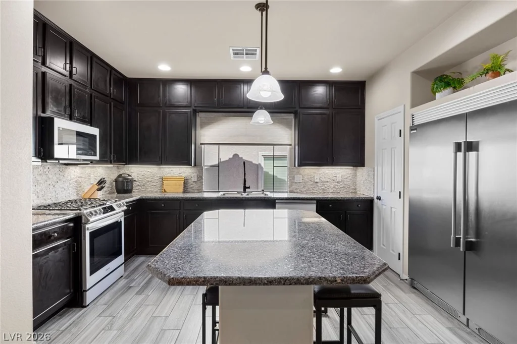 6026 Montana Peak, Las Vegas, NV 89139