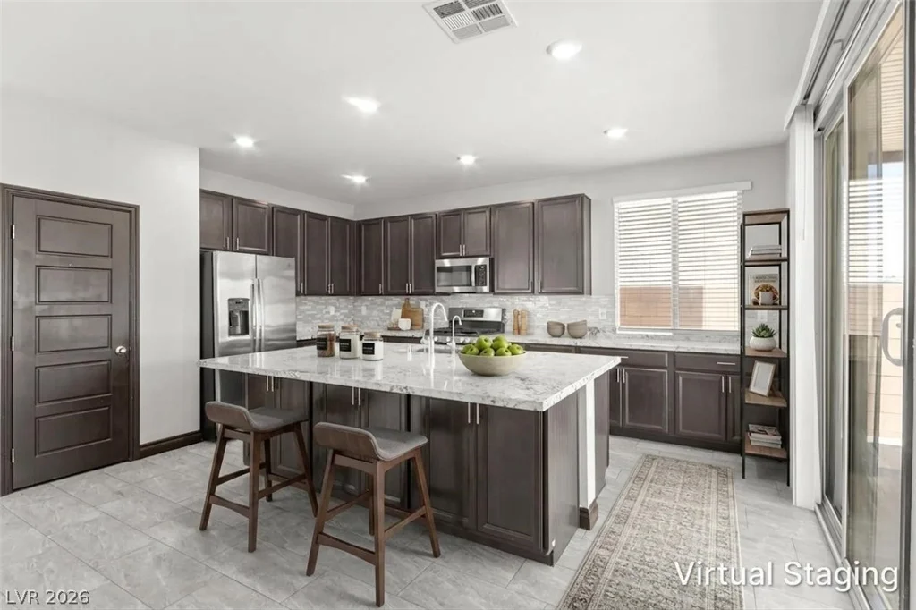 983 Cliff Castle, North Las Vegas, NV 89081