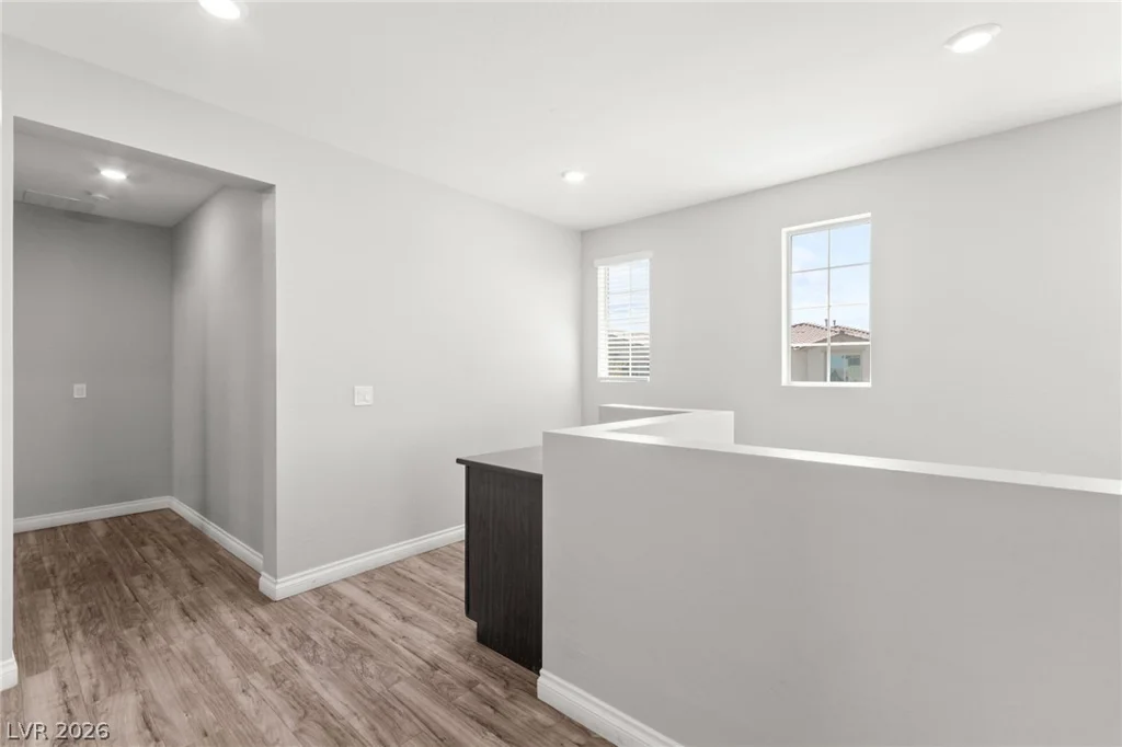 983 Cliff Castle, North Las Vegas, NV 89081