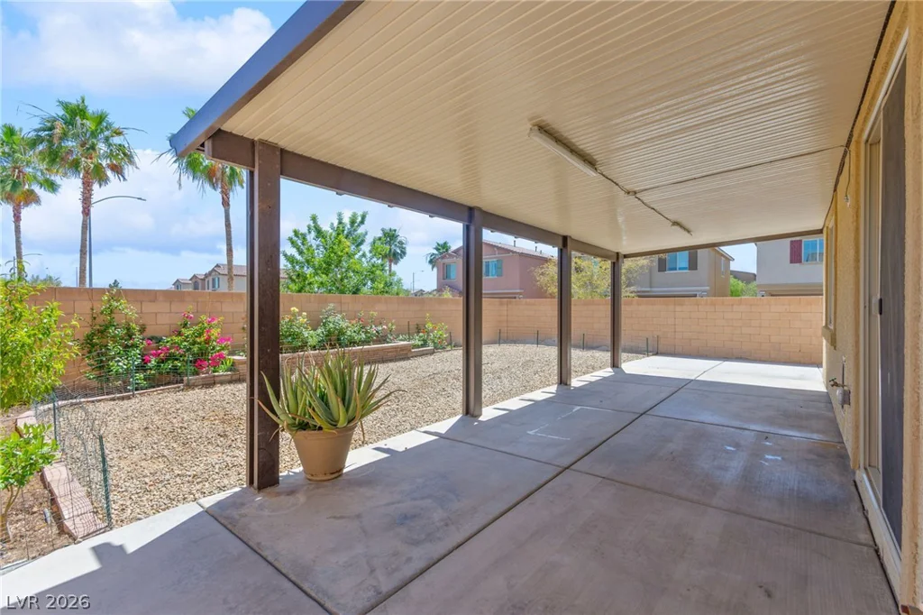 983 Cliff Castle, North Las Vegas, NV 89081