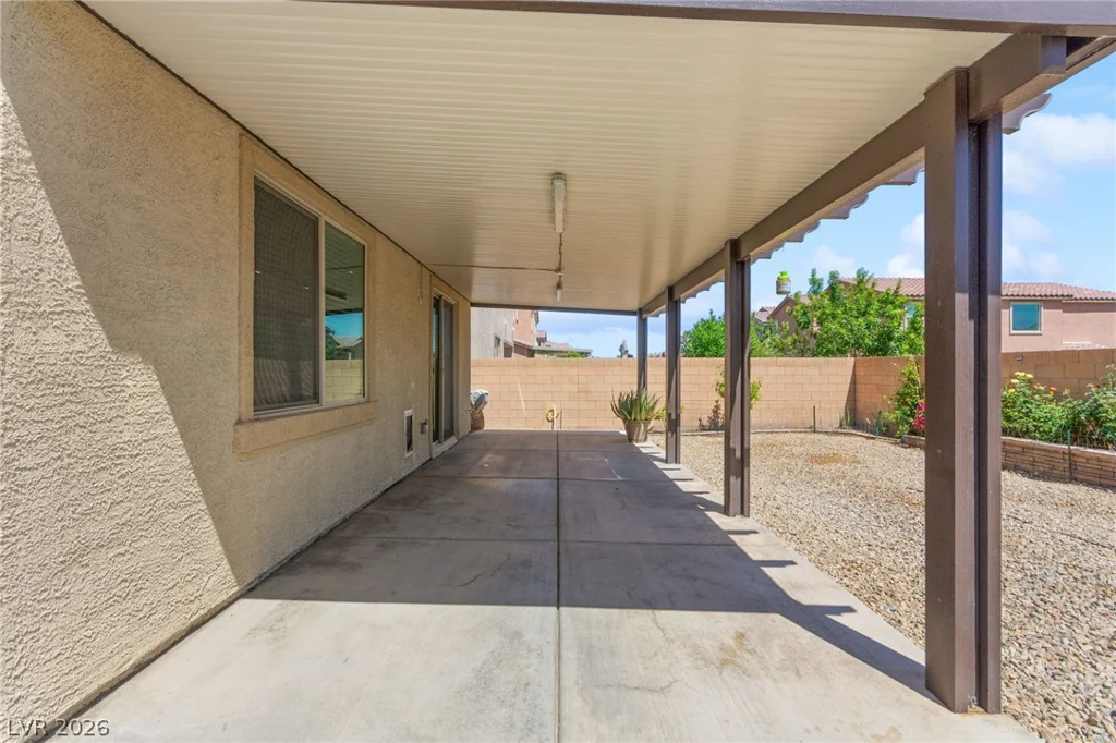 983 Cliff Castle, North Las Vegas, NV 89081