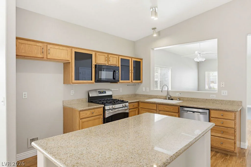 4825 Cascade Pools, Las Vegas, NV 89131