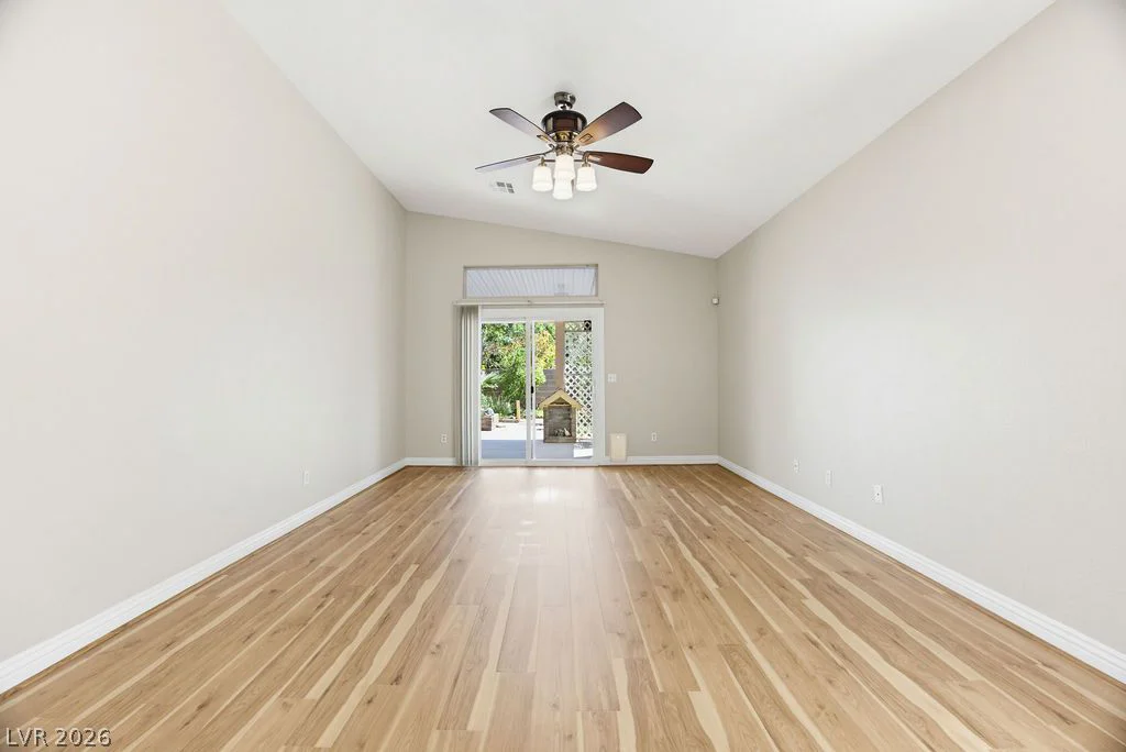 4825 Cascade Pools, Las Vegas, NV 89131