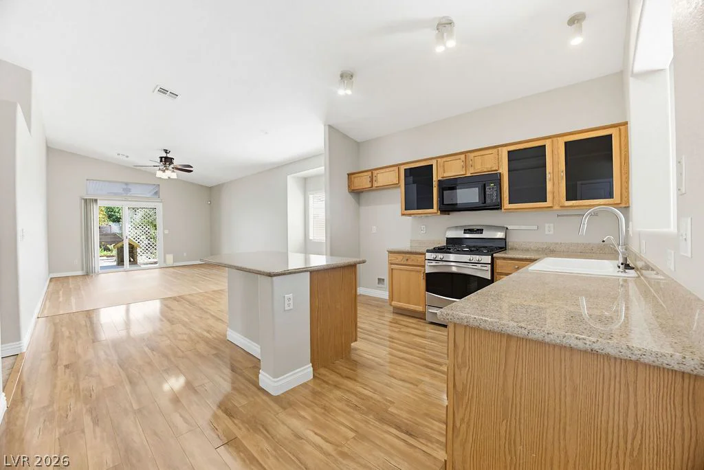 4825 Cascade Pools, Las Vegas, NV 89131
