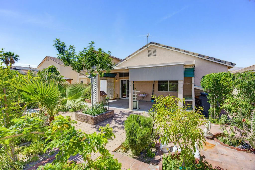 4825 Cascade Pools, Las Vegas, NV 89131