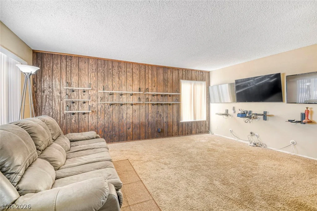 4785 Millbrook, Las Vegas, NV 89147