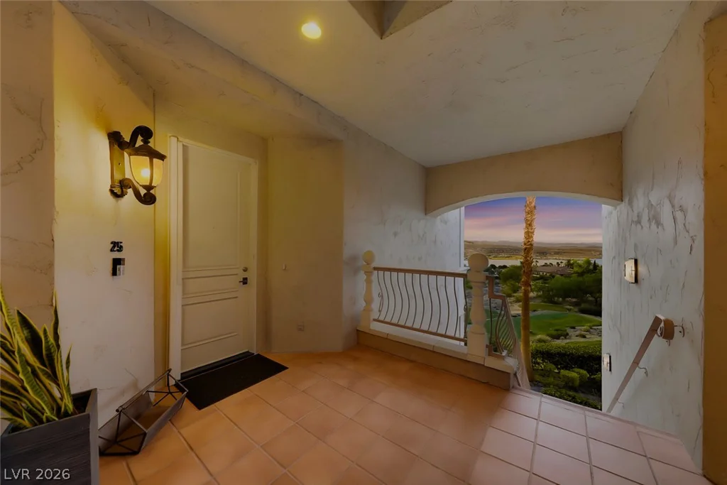 25 Strada Di Circolo, Henderson, NV 89011