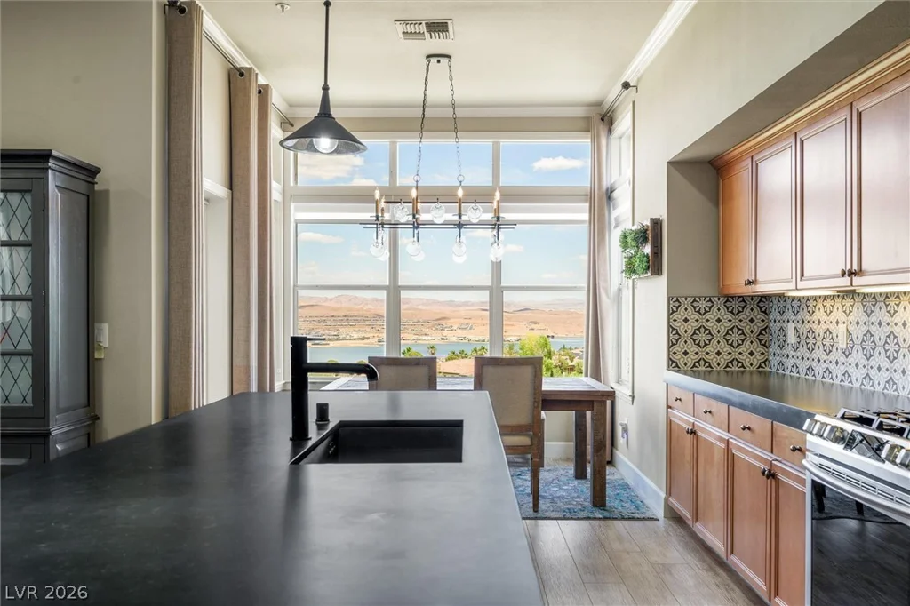 25 Strada Di Circolo, Henderson, NV 89011