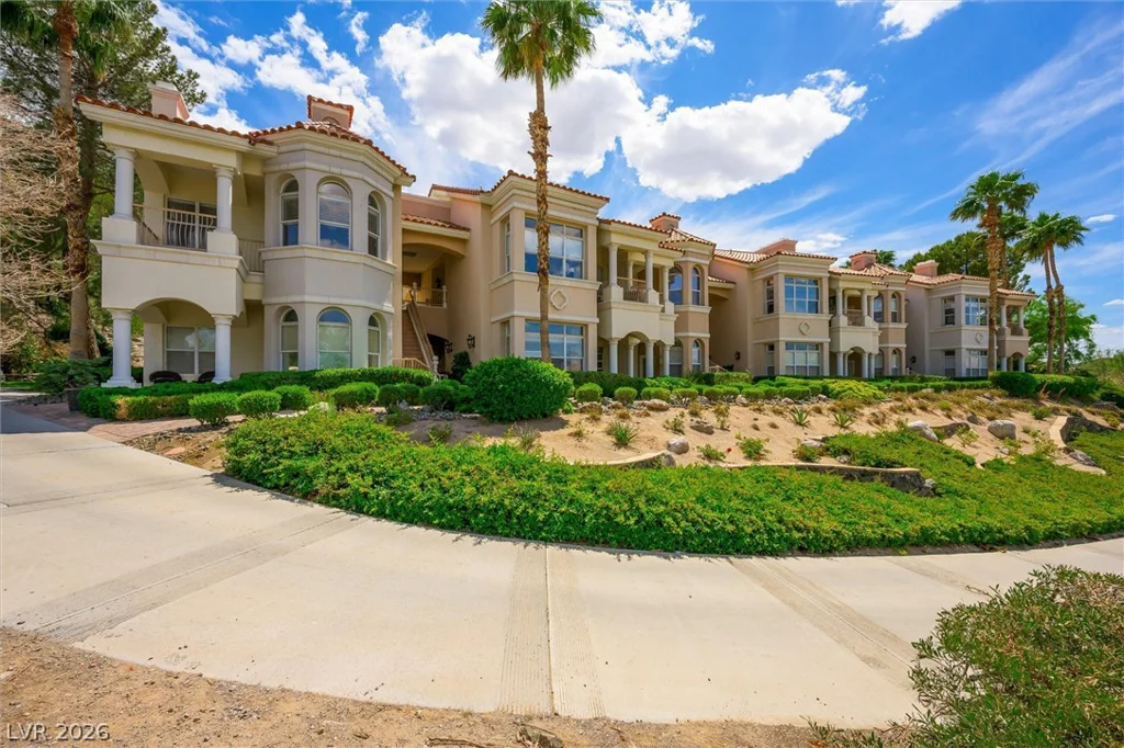 25 Strada Di Circolo, Henderson, NV 89011
