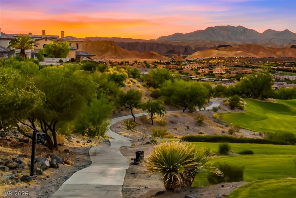 25 Strada Di Circolo, Henderson, NV 89011