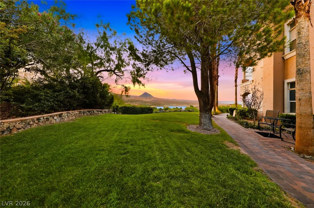 25 Strada Di Circolo, Henderson, NV 89011