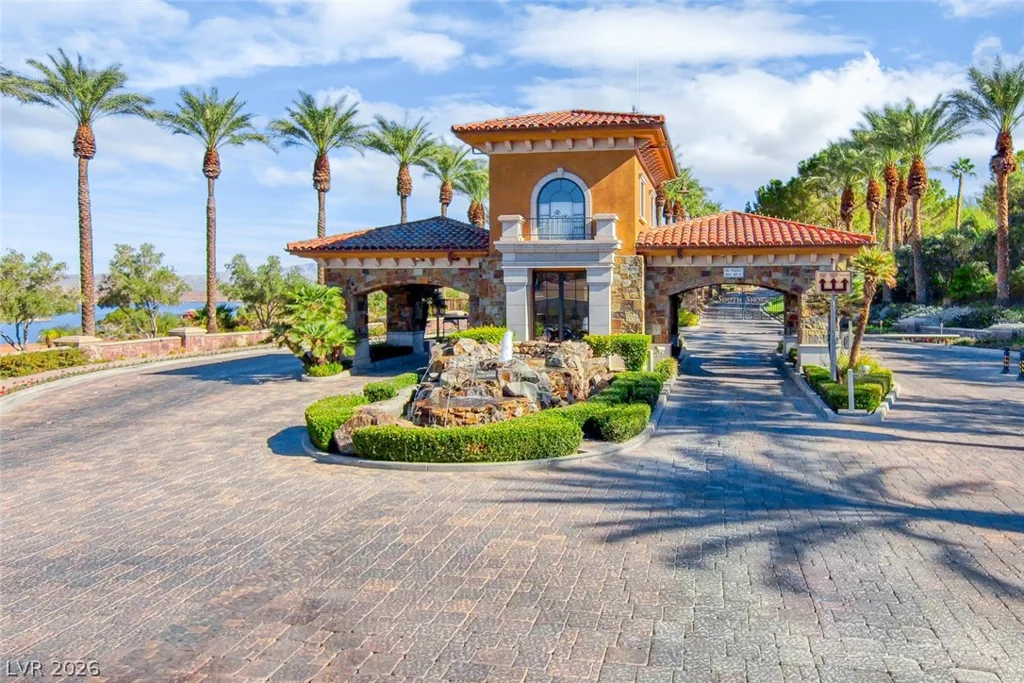 25 Strada Di Circolo, Henderson, NV 89011