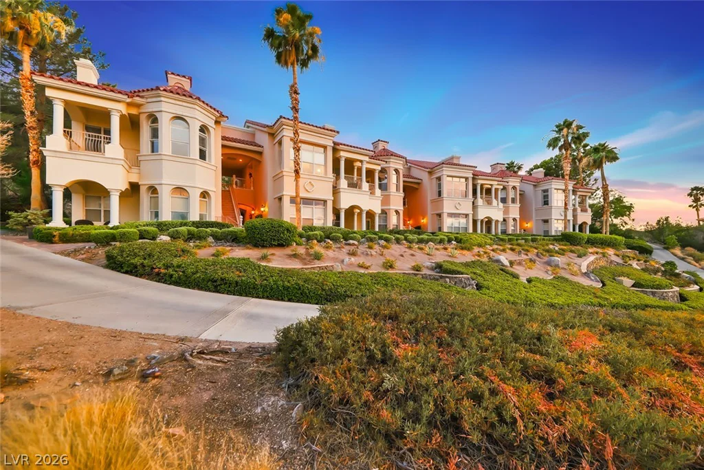25 Strada Di Circolo, Henderson, NV 89011