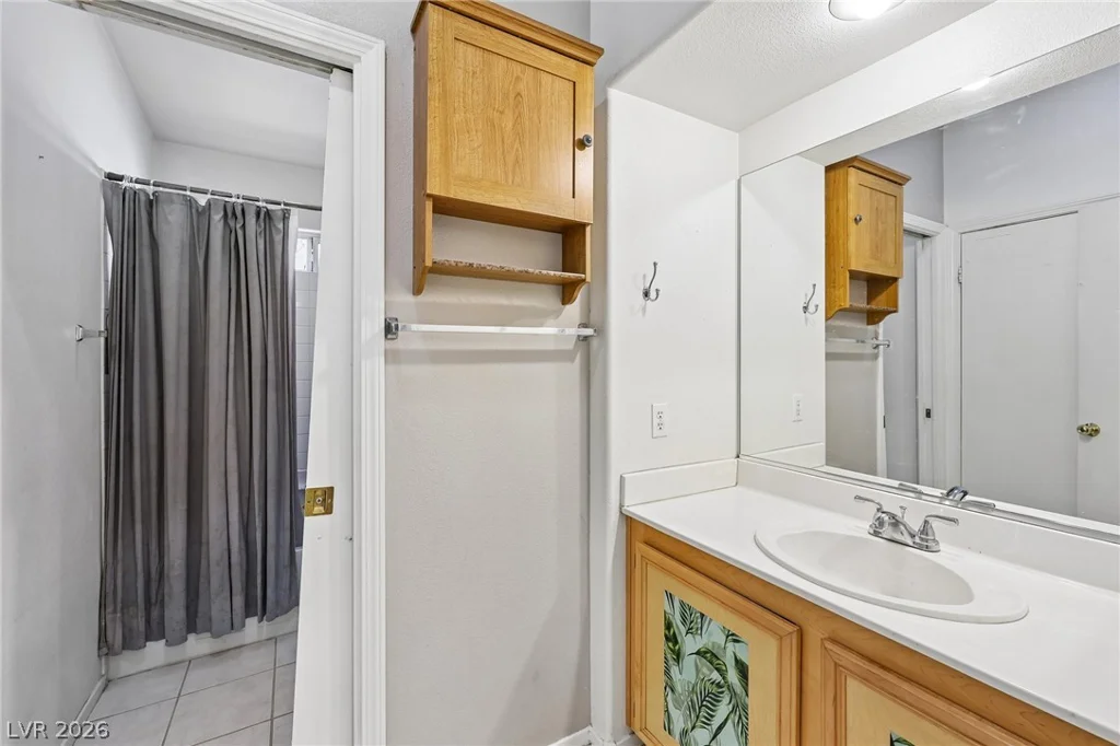 5804 Chisolm, Las Vegas, NV 89118