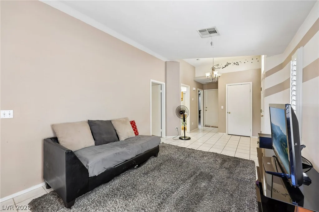 5804 Chisolm, Las Vegas, NV 89118