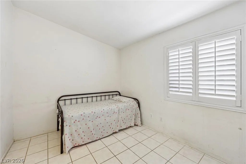 5804 Chisolm, Las Vegas, NV 89118