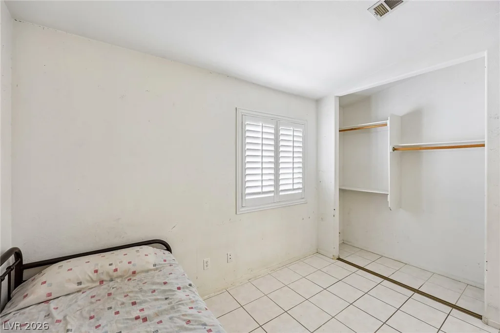 5804 Chisolm, Las Vegas, NV 89118