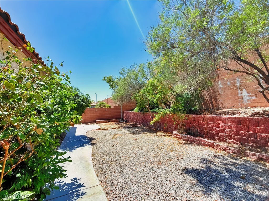 7225 Fern Meadow, Las Vegas, NV 89149