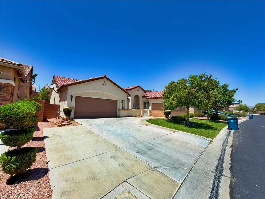 7225 Fern Meadow, Las Vegas, NV 89149