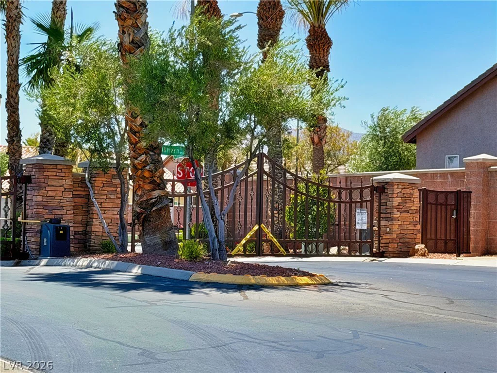 7225 Fern Meadow, Las Vegas, NV 89149
