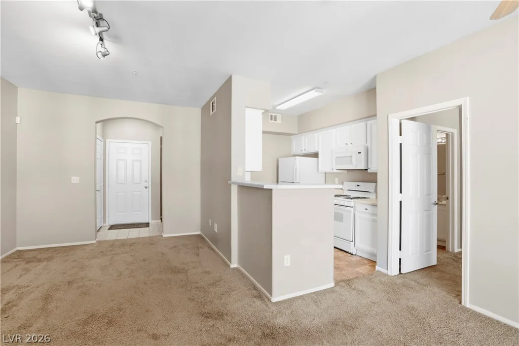 7155 Durango, Las Vegas, NV 89113