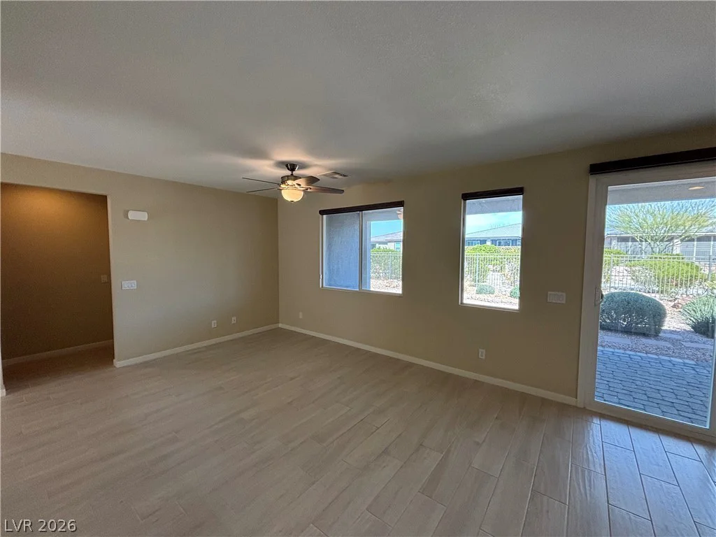 4882 Beacon Ridge, Pahrump, NV 89061