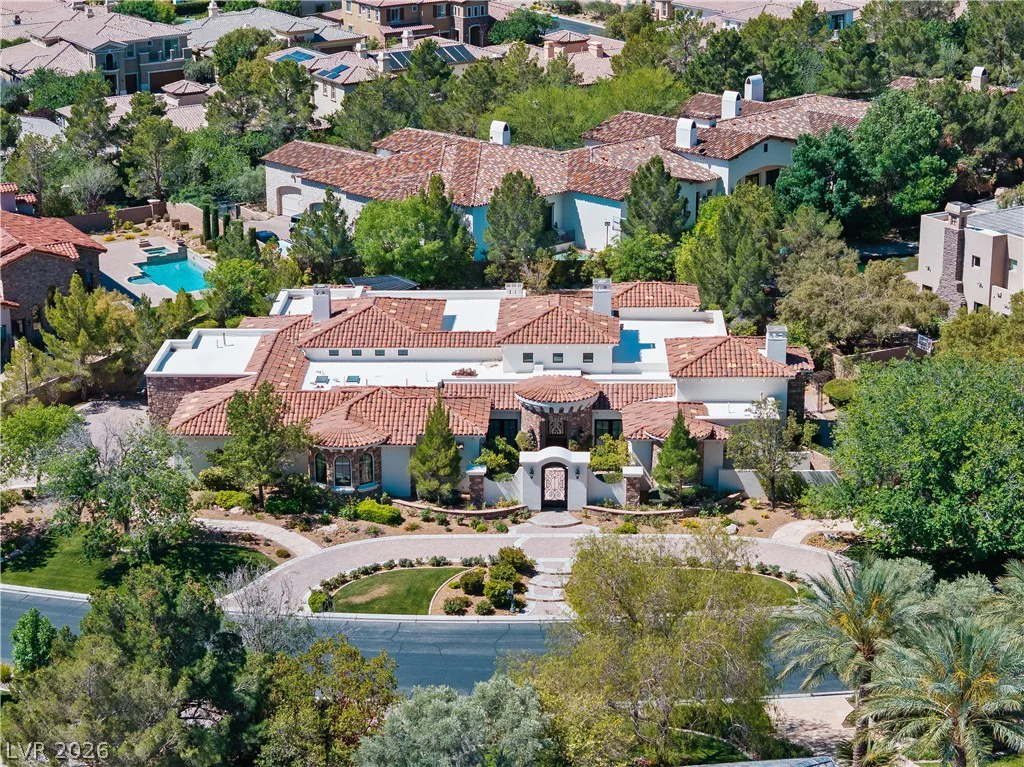 11 Olympia Hills, Las Vegas, NV 89141