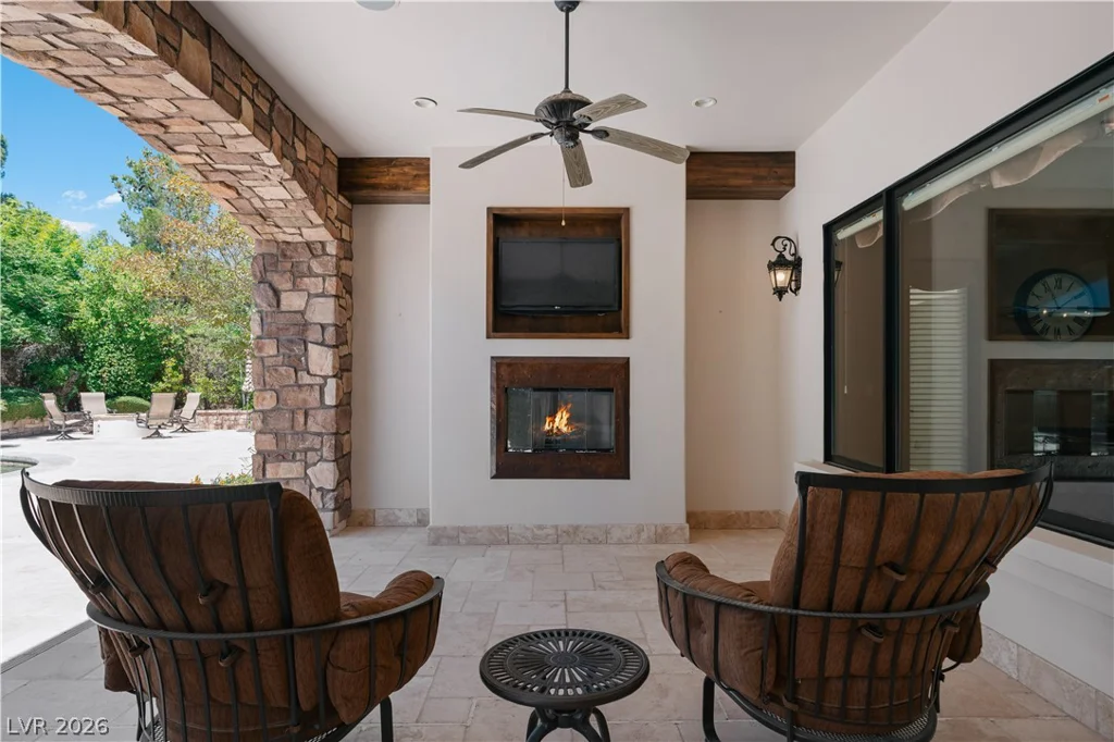 11 Olympia Hills, Las Vegas, NV 89141