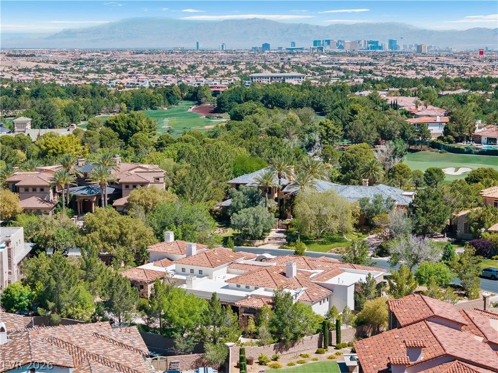 11 Olympia Hills, Las Vegas, NV 89141