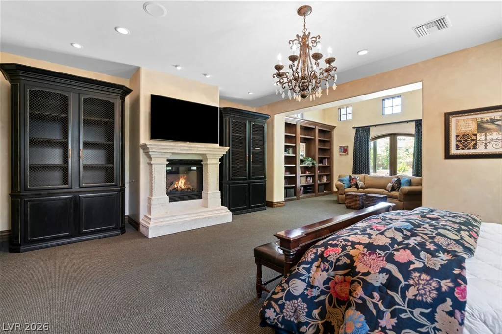 11 Olympia Hills, Las Vegas, NV 89141