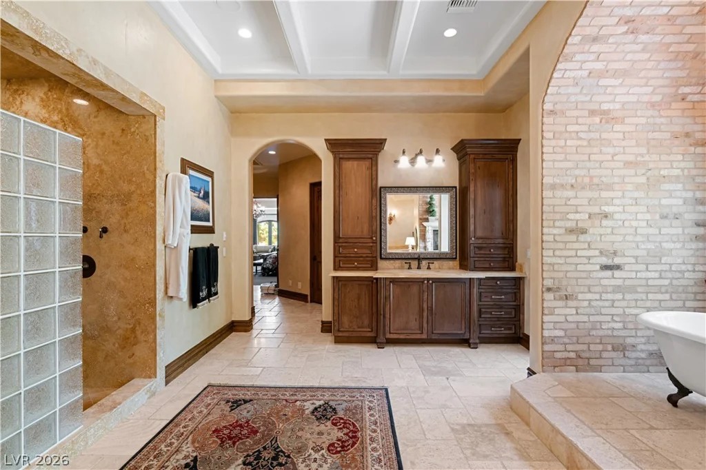 11 Olympia Hills, Las Vegas, NV 89141