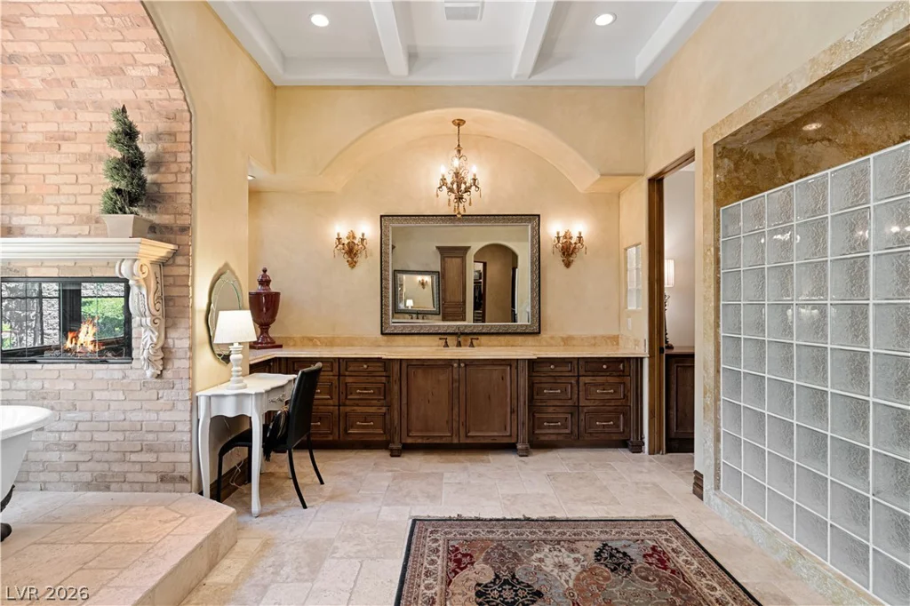 11 Olympia Hills, Las Vegas, NV 89141