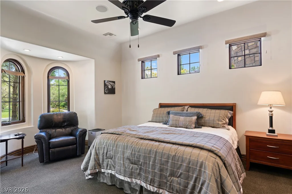 11 Olympia Hills, Las Vegas, NV 89141