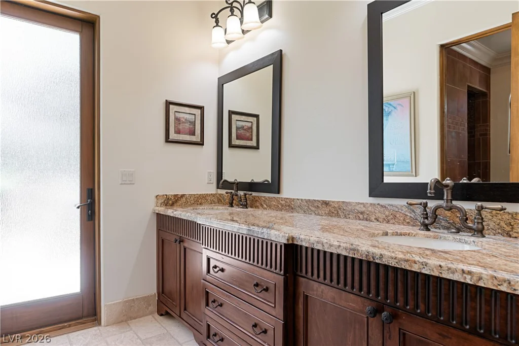11 Olympia Hills, Las Vegas, NV 89141
