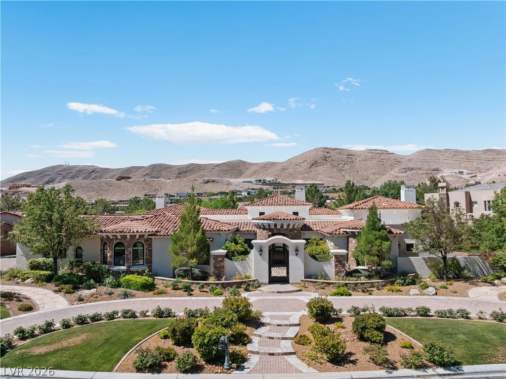 11 Olympia Hills, Las Vegas, NV 89141