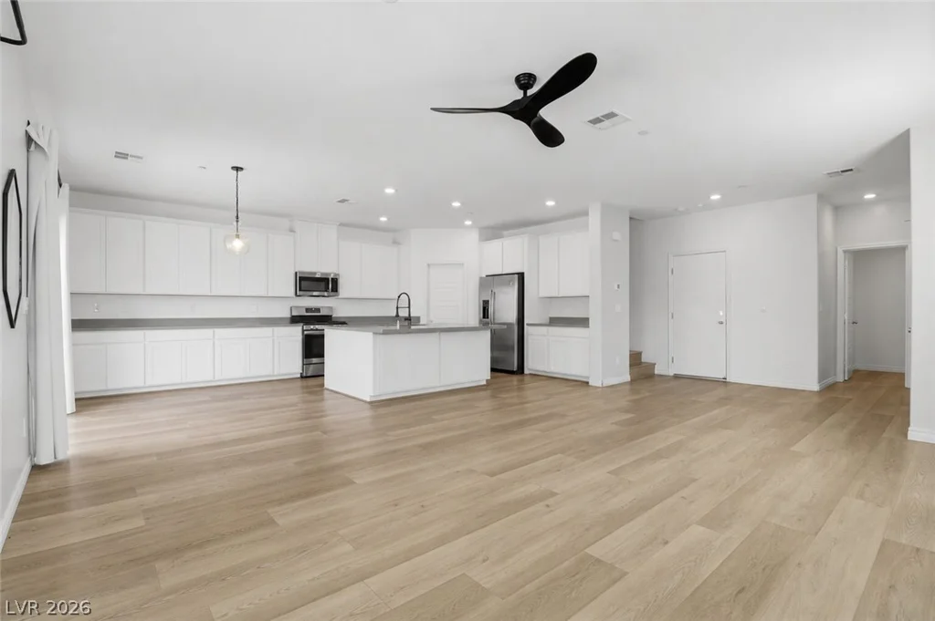 1623 Dakota Group, North Las Vegas, NV 89084