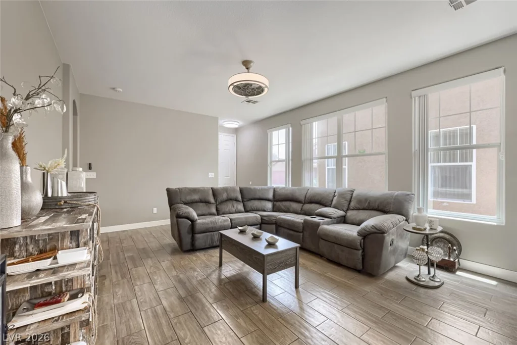 4953 Miners Ridge, Las Vegas, NV 89122
