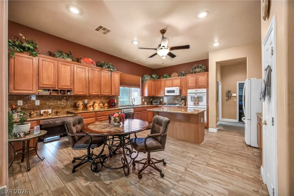 10372 Hawks Wing, Las Vegas, NV 89178