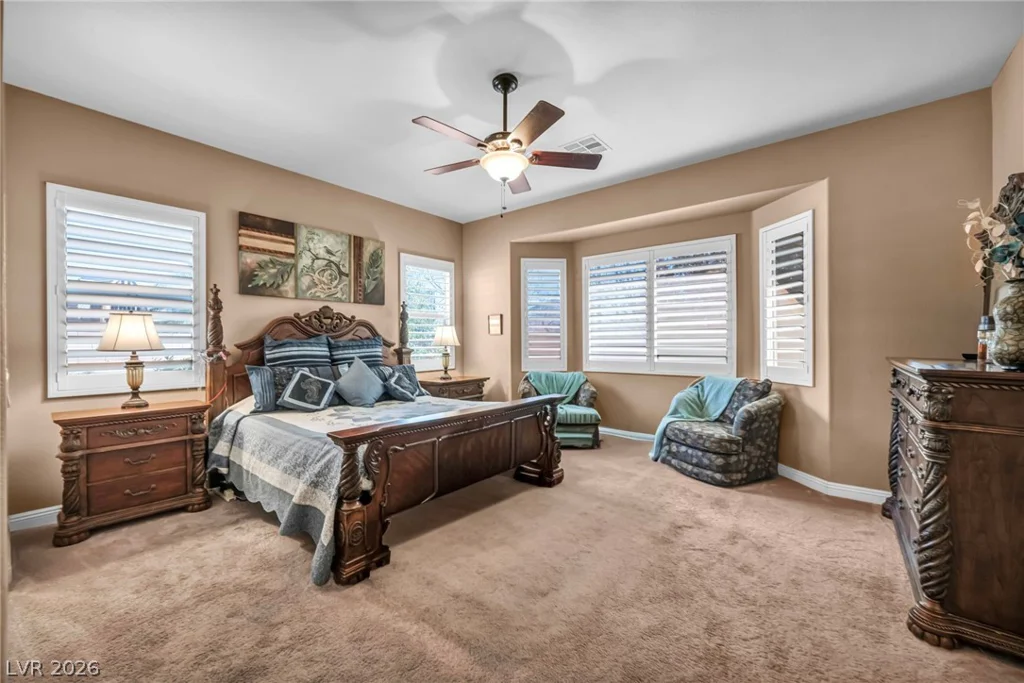 10372 Hawks Wing, Las Vegas, NV 89178