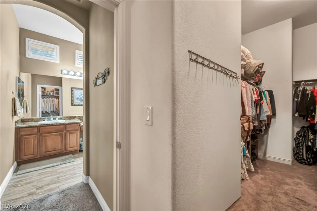 10372 Hawks Wing, Las Vegas, NV 89178
