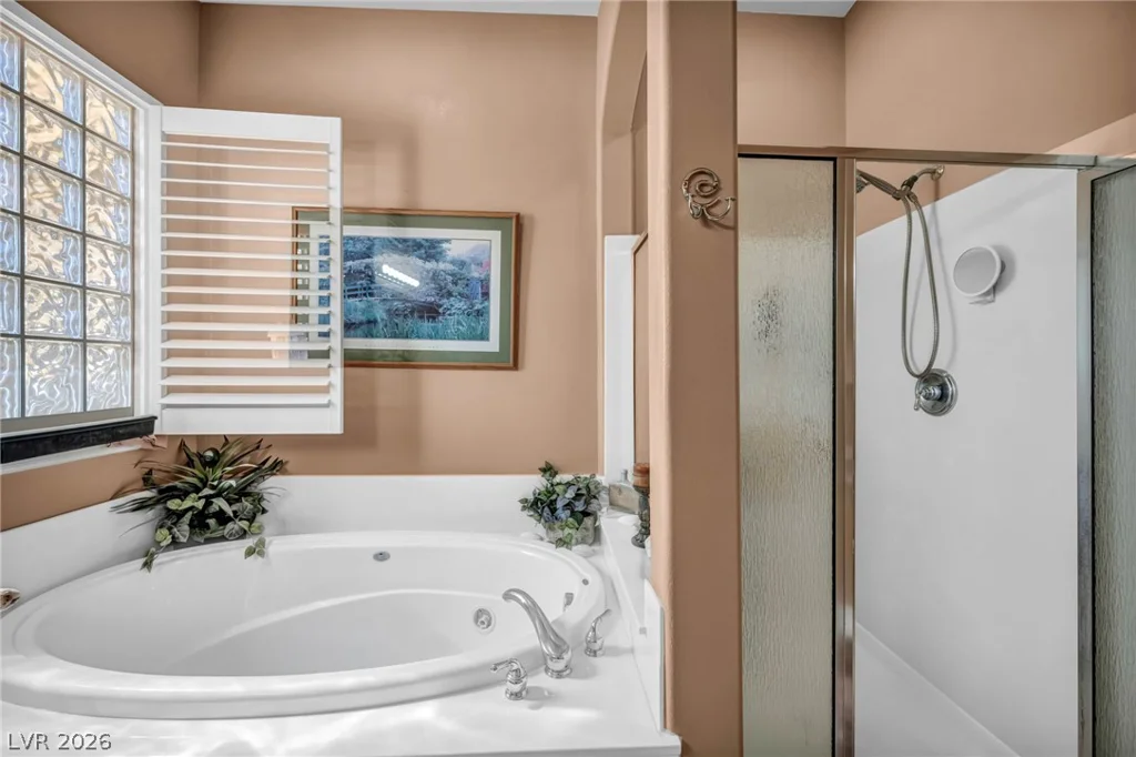 10372 Hawks Wing, Las Vegas, NV 89178