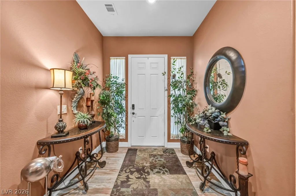 10372 Hawks Wing, Las Vegas, NV 89178