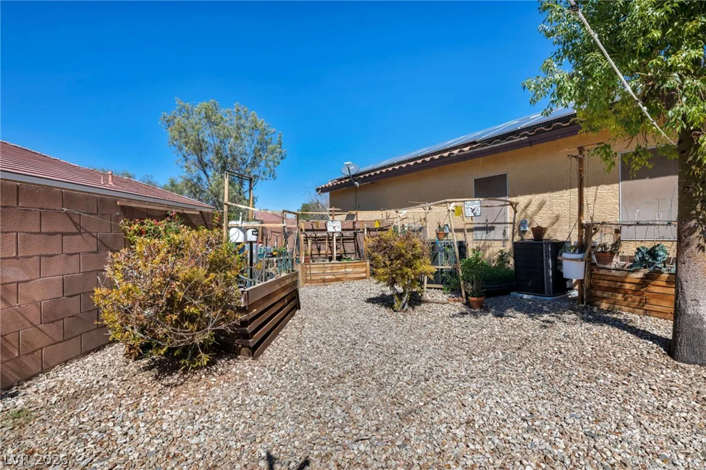 10372 Hawks Wing, Las Vegas, NV 89178