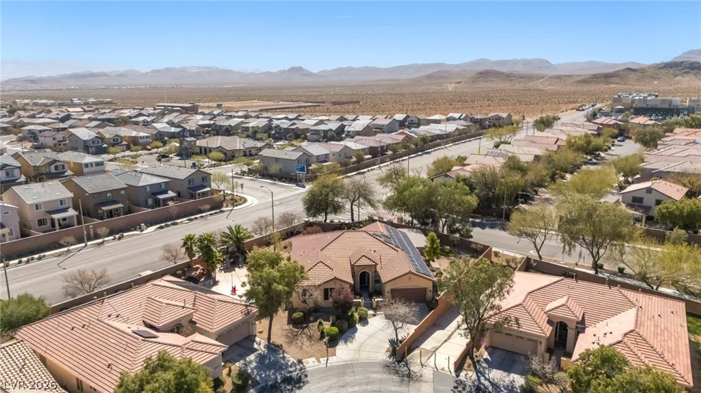 10372 Hawks Wing, Las Vegas, NV 89178