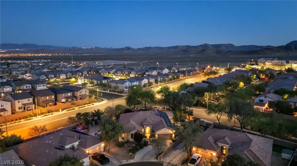 10372 Hawks Wing, Las Vegas, NV 89178